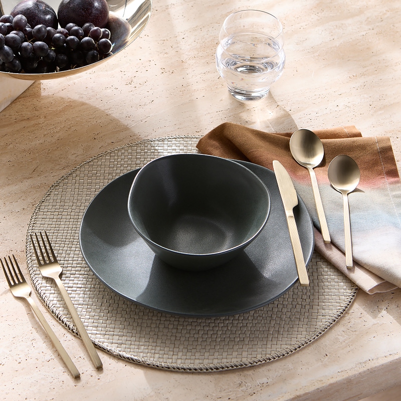 CB2-UAE-ENG-HP-10Jul26-Tabletop-2Column-D.jpg