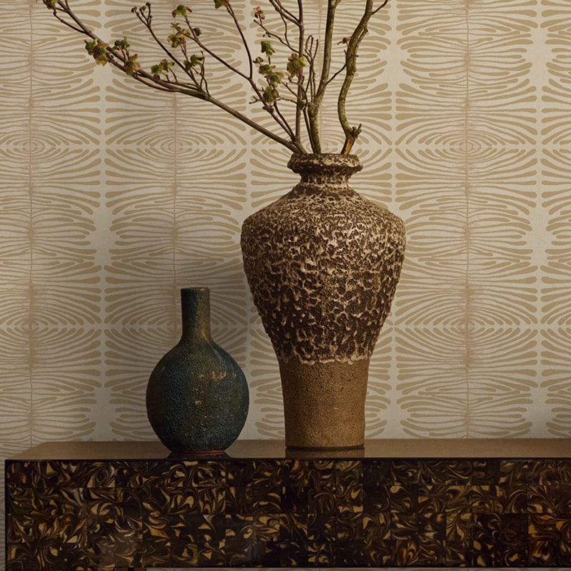 CB2-UAE-ENG-HP-1Sep26-Vases-Block.jpg