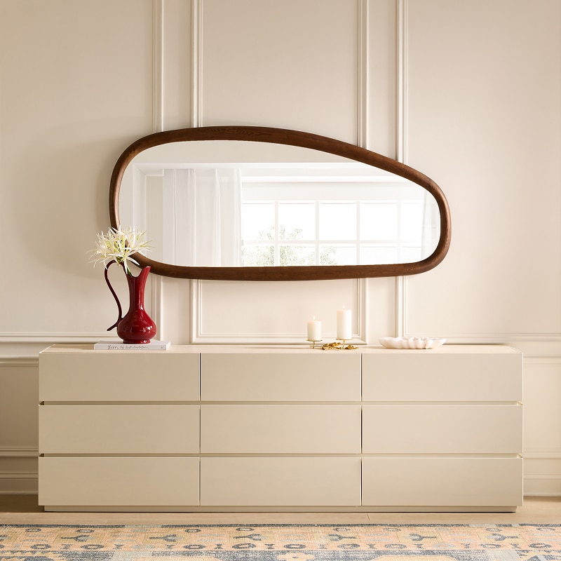 CB2-UAE-ENG-HP-2Oct26-Mirrors-Block.jpg